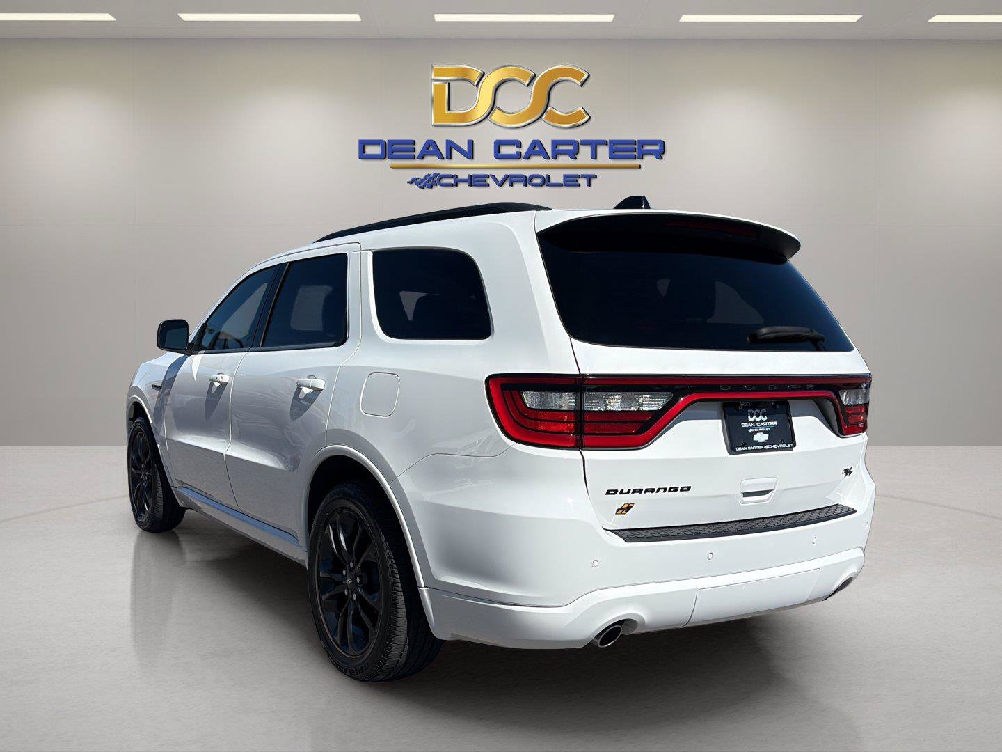 Used 2023 Dodge Durango R/T w/ Hemi Orange Plus Package AWD/4WD image 3