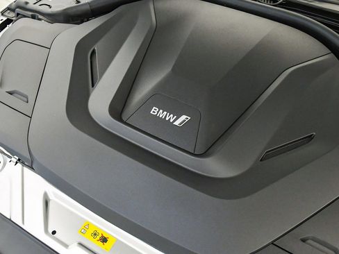 New 2026 BMW i4 eDrive40 w/ M Sport Package image 28