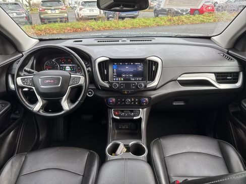 Used 2024 GMC Terrain SLT image 26