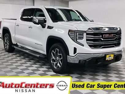 Used 2022 GMC Sierra 1500 SLT w/ SLT Convenience Package