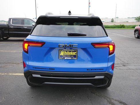 New 2026 GMC Terrain Elevation w/ Elevation Premium Package AWD/4WD image 4