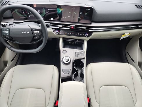 New 2026 Kia Sportage EX image 19