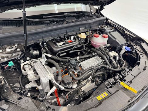 Used 2024 Mercedes-Benz EQB 250+ image 14