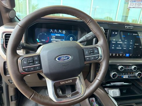 Used 2025 Ford F250 King Ranch w/ FX4 Off-Road Package AWD/4WD image 14