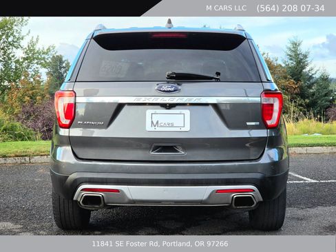 Used 2016 Ford Explorer Platinum AWD/4WD image 16