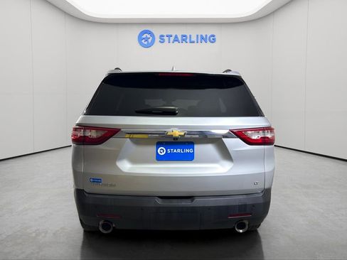Used 2020 Chevrolet Traverse LT FWD image 7