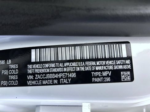 Used 2017 Jeep Renegade Latitude w/ Popular Equipment Group AWD/4WD image 25