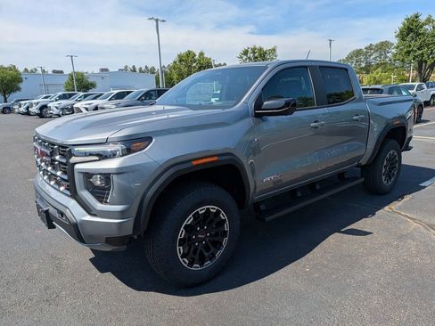 New 2026 GMC Canyon AT4 w/ Technology Plus Package AWD/4WD image 4