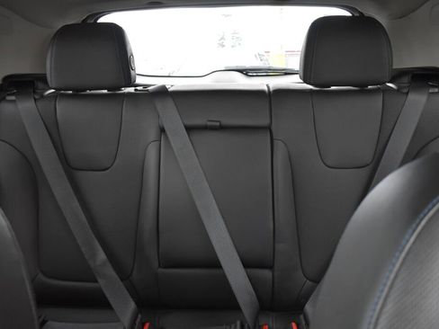 Used 2025 Buick Encore GX Sport Touring w/ Comfort Package image 28