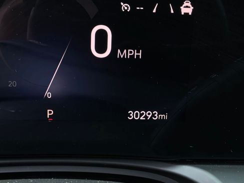 Used 2025 Buick Encore GX Preferred FWD image 37