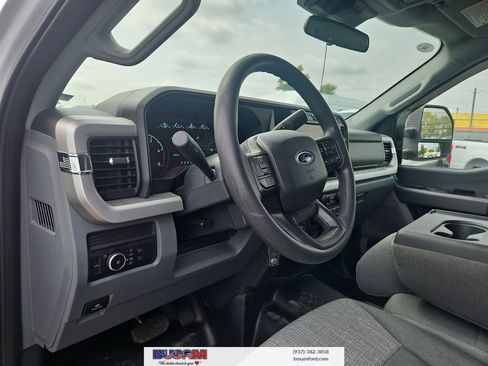 Used 2025 Ford F250 XLT AWD/4WD image 16