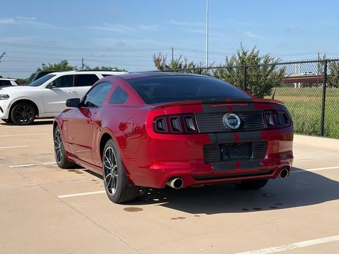 Used 2014 Ford Mustang GT Premium RWD image 7