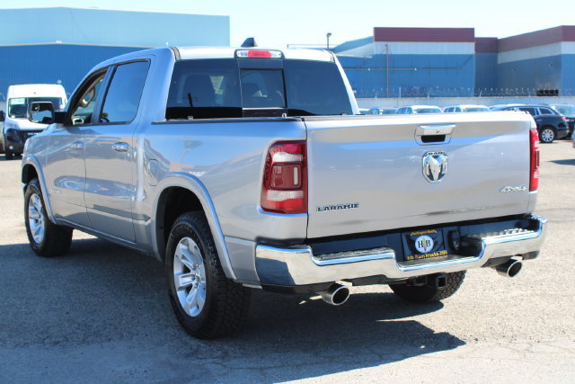 Used 2019 RAM 1500 Laramie AWD/4WD image 3