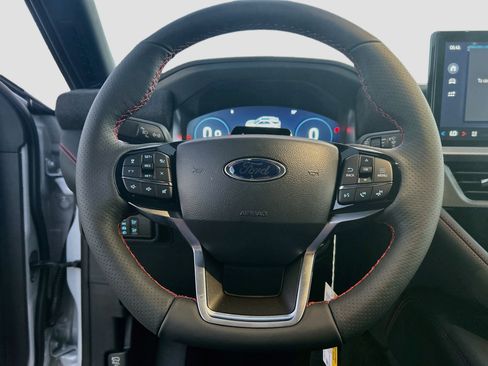 New 2026 Ford Explorer ST-Line w/ ST-Line Street Pack RWD image 7
