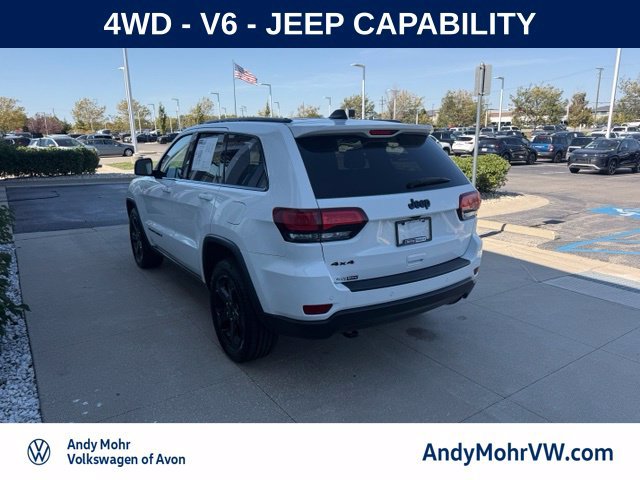 Used 2018 Jeep Grand Cherokee Laredo AWD/4WD image 4