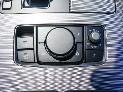 New 2025 MAZDA CX-70 Plug-In Hybrid w/ Premium Pkg image 34