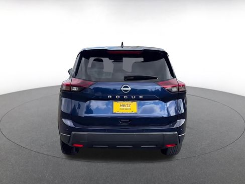 Used 2025 Nissan Rogue SV FWD image 12