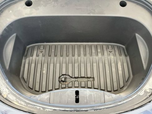 Used 2023 Tesla Model 3 Standard Range RWD image 31