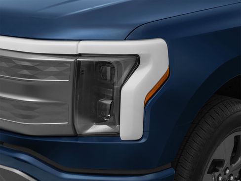 Used 2023 Ford F150 Lightning Lariat AWD/4WD image 47