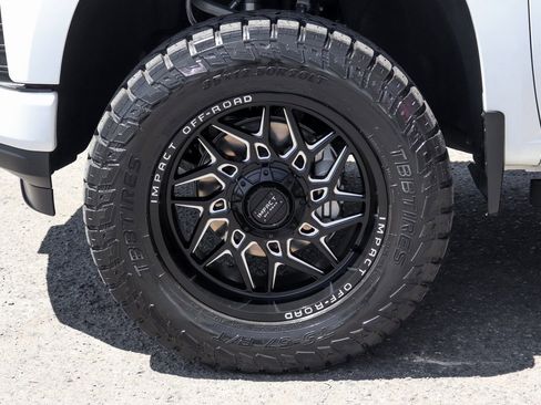 Used 2022 Chevrolet Silverado 1500 RST w/ Safety Package image 40