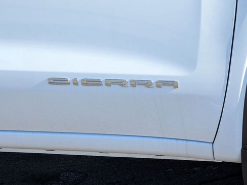 New 2026 GMC Sierra 1500 SLE image 14