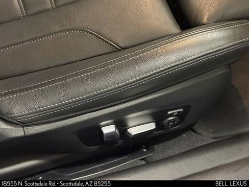 Used 2023 BMW M2 w/ Lighting Package image 13