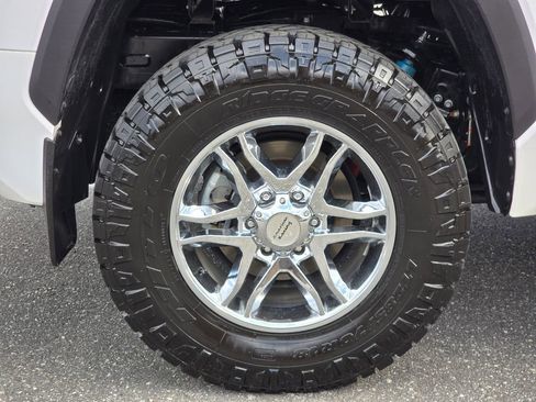 Used 2025 Toyota Tundra SR5 w/ TRD Off-Road Package image 21