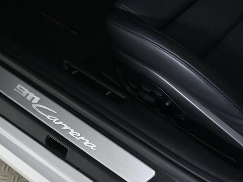 Certified 2025 Porsche 911 Carrera image 23