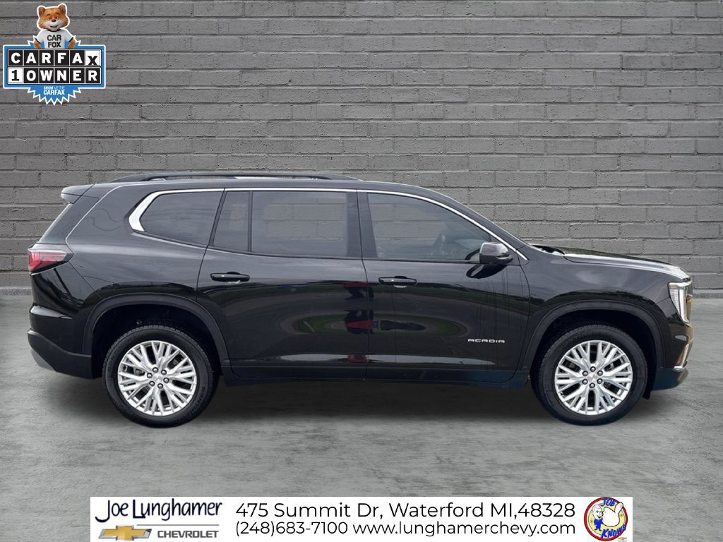 Certified 2026 GMC Acadia Elevation w/ Elevation Premium Package AWD/4WD image 2