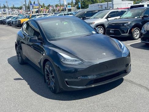 Used 2025 Tesla Model Y Performance AWD/4WD image 5