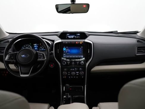 Used 2022 Subaru Ascent Limited w/ Technology Package AWD/4WD image 16
