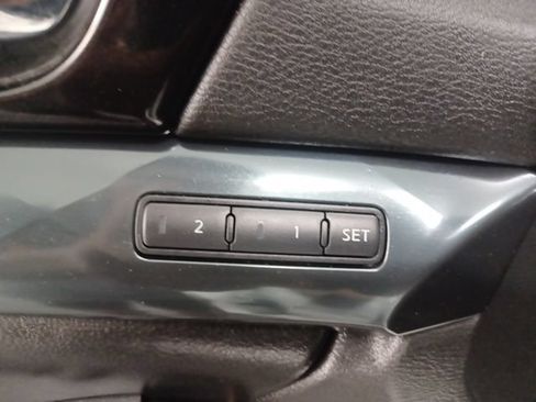 Used 2020 Nissan Maxima SR w/ Sport Mat Group FWD image 16