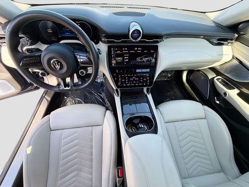 Used 2025 Maserati GranCabrio Folgore image 15