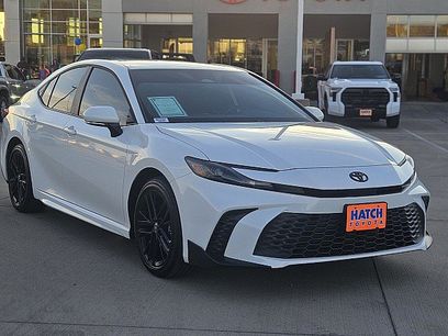 Used 2026 Toyota Camry SE w/ Convenience Package