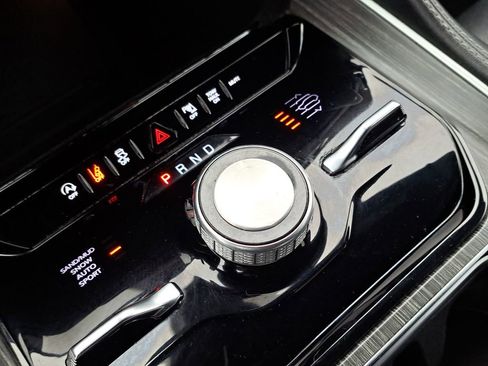 Used 2024 Jeep Wagoneer Series III image 26