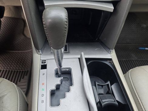 Used 2009 Toyota Camry Hybrid FWD image 25