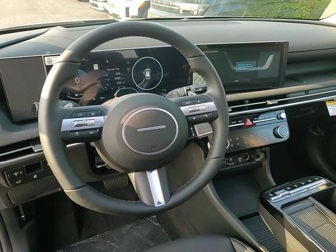 New 2026 Hyundai Tucson Limited image 22