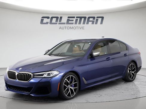 Used 2022 BMW M550i xDrive w/ Premium Package image 2