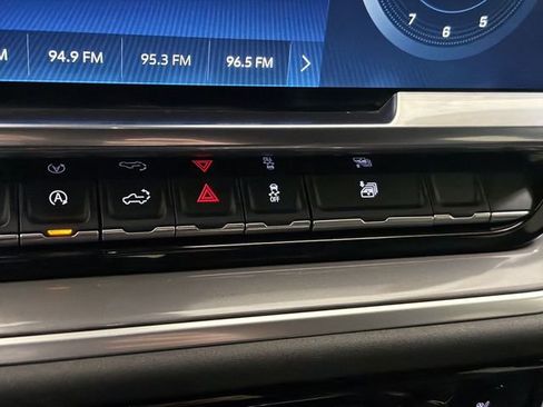 Used 2023 Chevrolet Silverado 1500 High Country w/ High Country Premium Package image 29