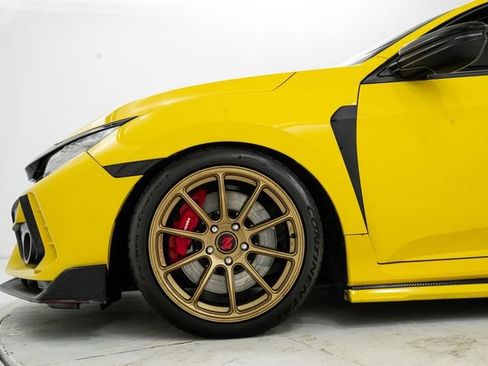 Used 2021 Honda Civic Type R Limited image 15
