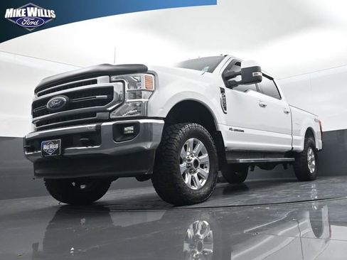 Used 2022 Ford F250 Lariat w/ Lariat Value Package image 19