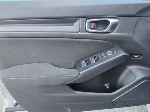 Used 2025 Honda Civic Sport image 14