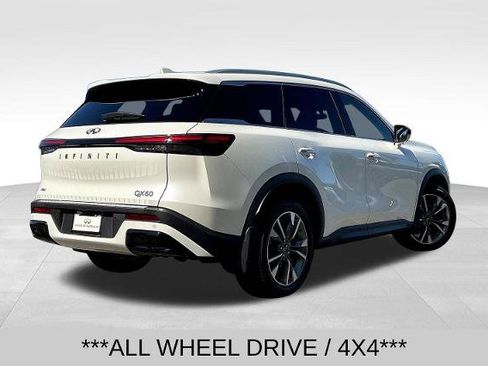 Certified 2023 INFINITI QX60 Luxe w/ Cargo Package AWD/4WD image 5