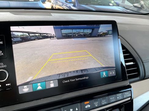 Used 2025 Honda Odyssey Sport-L image 26