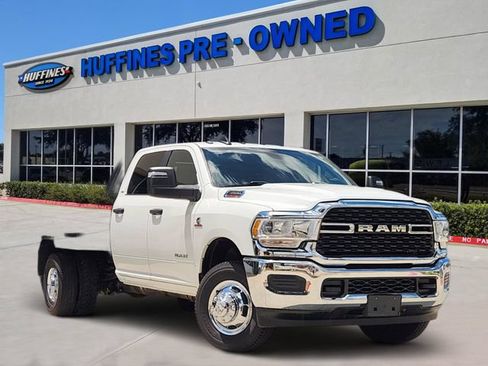 Used 2024 RAM 3500 SLT w/ Quick Order Package 2YG SLT AWD/4WD image 1