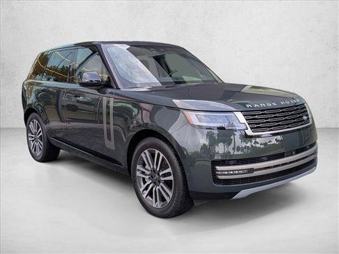 Used 2024 Land Rover Range Rover SE AWD/4WD image 3