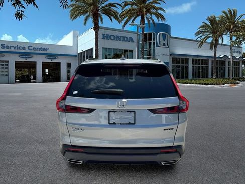 Used 2025 Honda CR-V Sport image 6