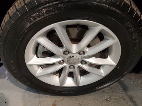 Used 2014 Dodge Grand Caravan SXT image 30