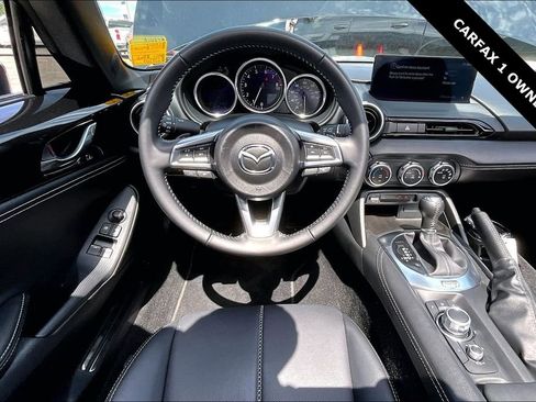 Used 2025 MAZDA MX-5 Miata RF Grand Touring RWD image 10