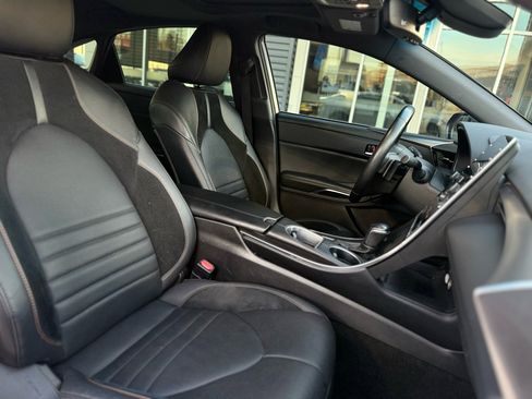 Used 2021 Toyota Avalon XSE image 14